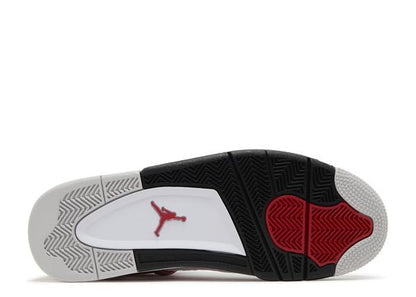 Nike Air Jordan 4 Retro ‘Red Cement’